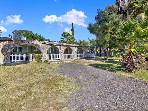 5th image of 30100 Valley Center Rd