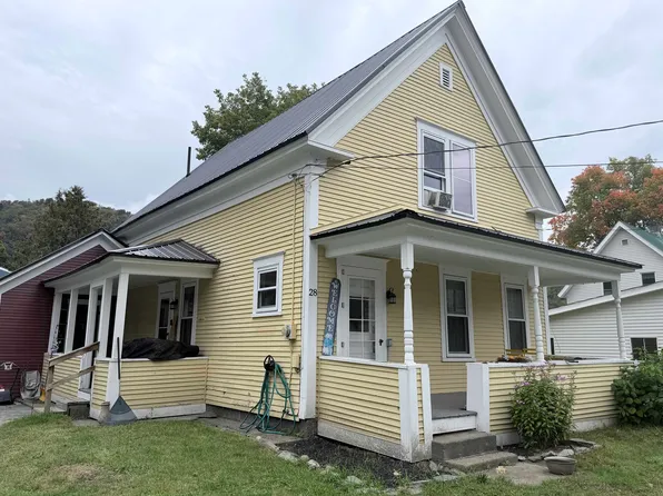 28 Dale Street, Hardwick, VT 05843