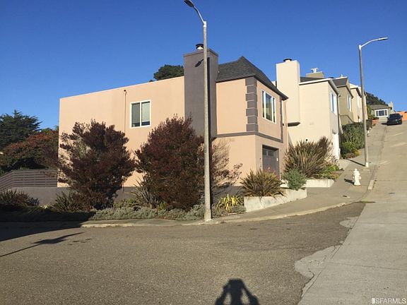 4th image of 70 Cityview Way