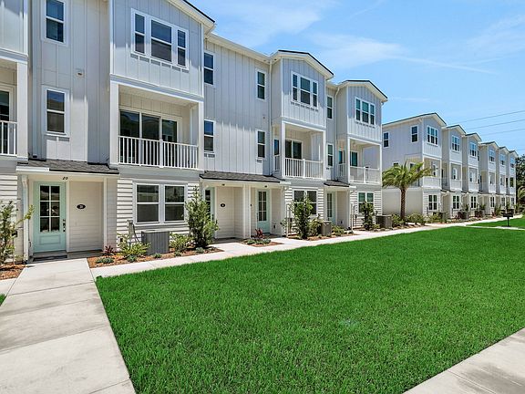 3rd image of 16 N Beach Way