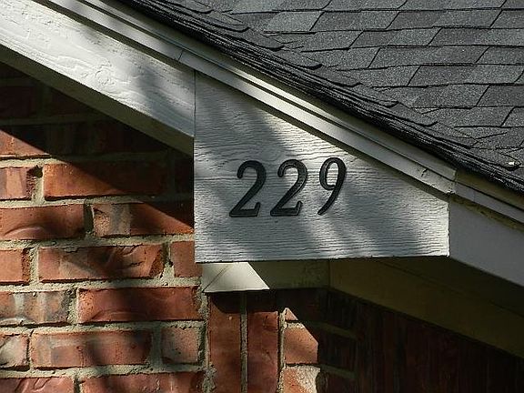 3rd image of 229 Avalon Dr