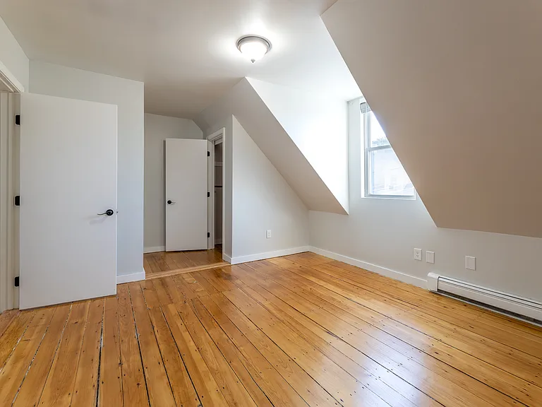 40 N Spooner St — Photo 10
