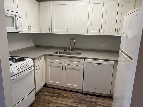 2nd image of 11420 Royal Palm Blvd