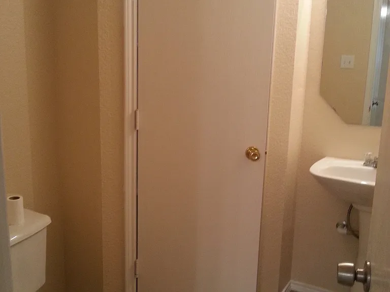 1452 Pine Ln — Photo 6