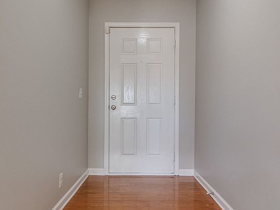 5th image of 110 Wolverine Ct