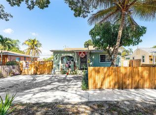 825 Winters St, West Palm Beach, FL 33405