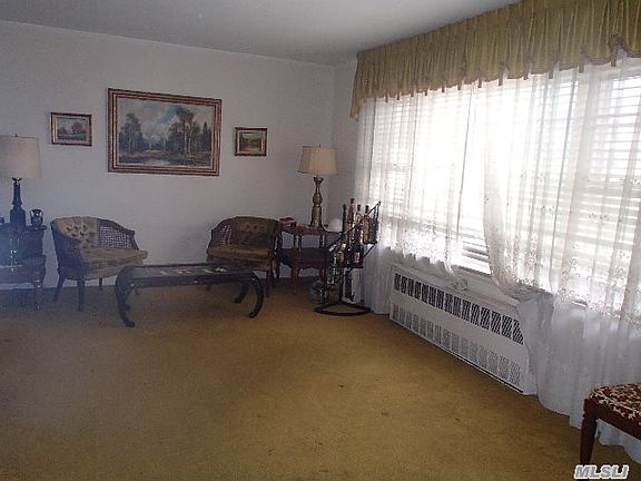 2nd image of 15118 10th Ave