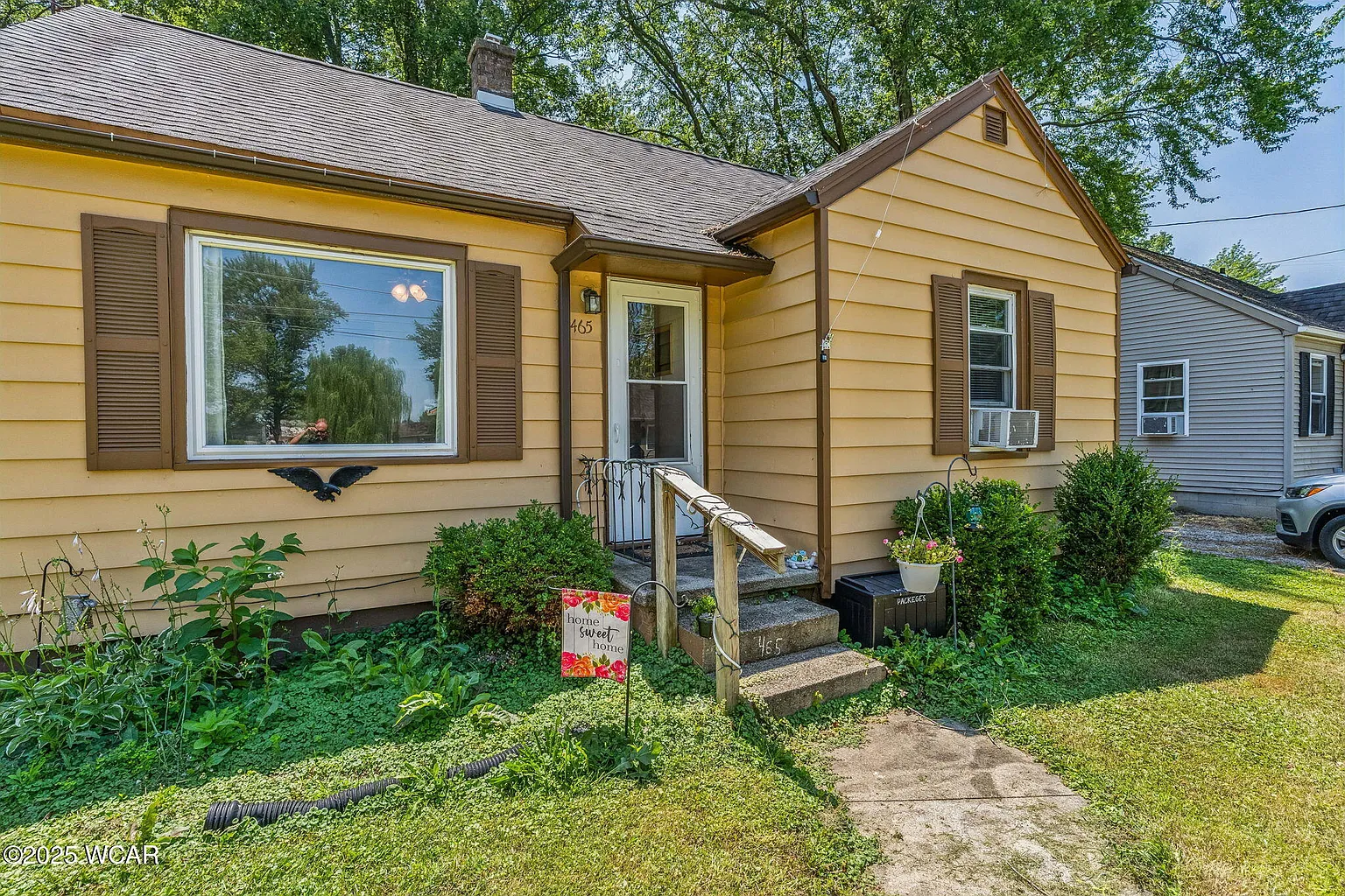 465 Kenmore St photo 1