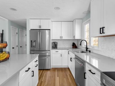 4 Marshall St, Norfolk, MA, 02056