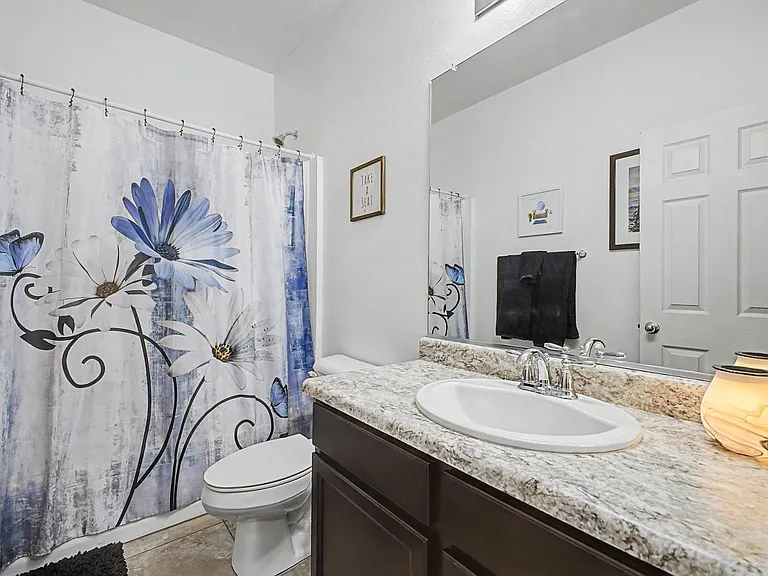 18235 W Ida Ln — Photo 34