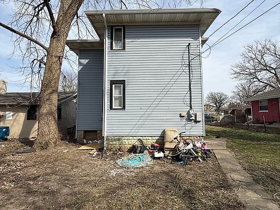 2nd image of 345 N Wildwood Ave
