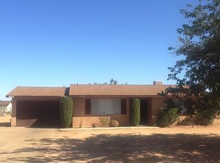 22198 Miramot Rd, Apple Valley, CA 92308