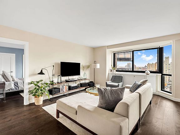 2nd image of 1725 York Ave APT 16E