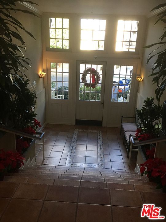 1st image of 1731 Barry Ave APT 207