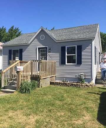 2nd image of 1437 Pennoyer Ave