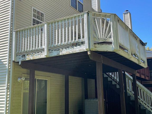 4th image of 184 Pinecove Ave