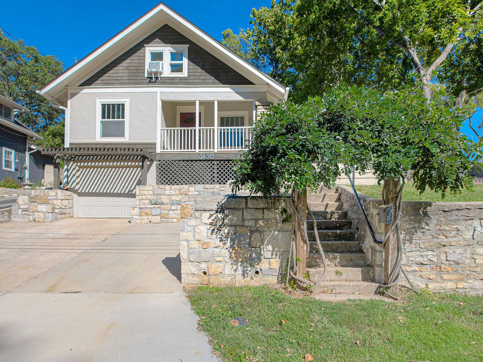3138 W 43rd Ave, Kansas City, KS 66103 | Zillow