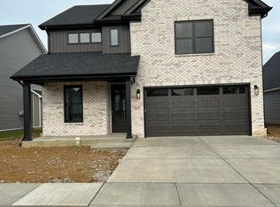 1057 Squirrel Nest Ln, Lexington, KY 40509