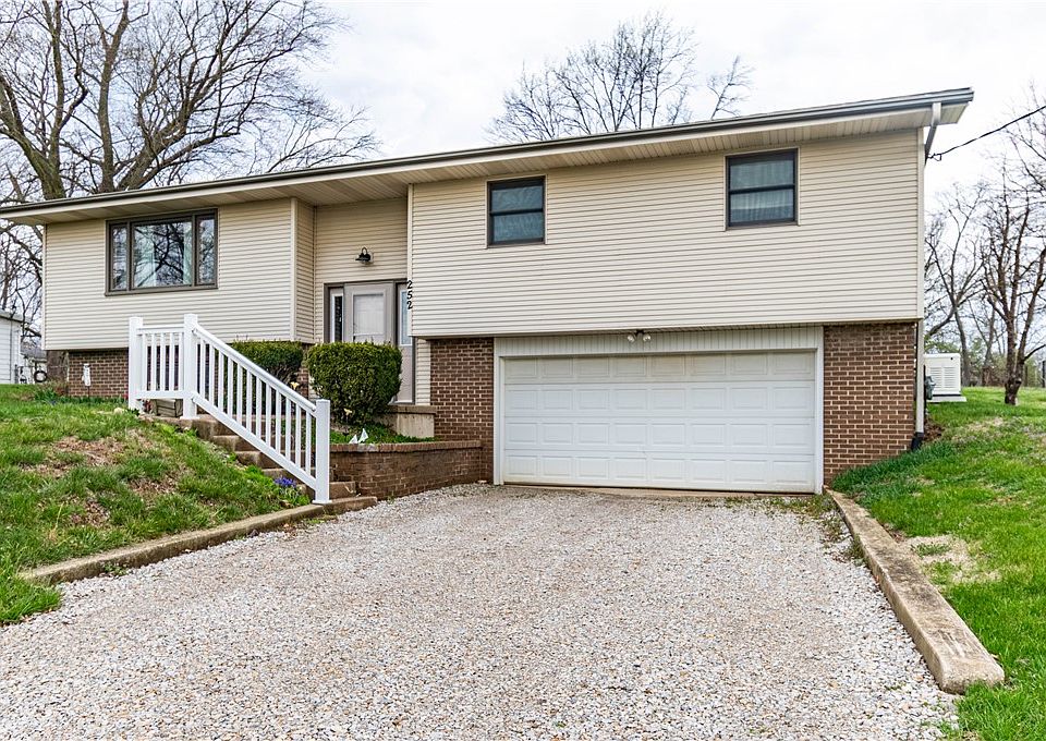 1st image of 252 Shepard Dr