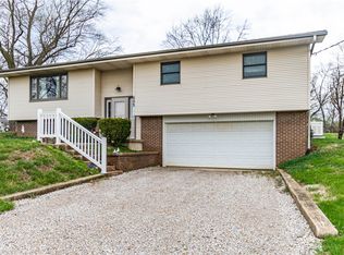 252 Shepard Dr, Decatur, IL 62521