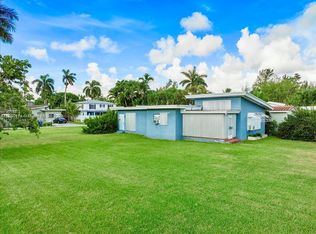 1310 Pierce St, Hollywood, FL 33019