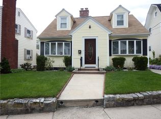 91 Blodgett Ave, Pawtucket, RI 02860