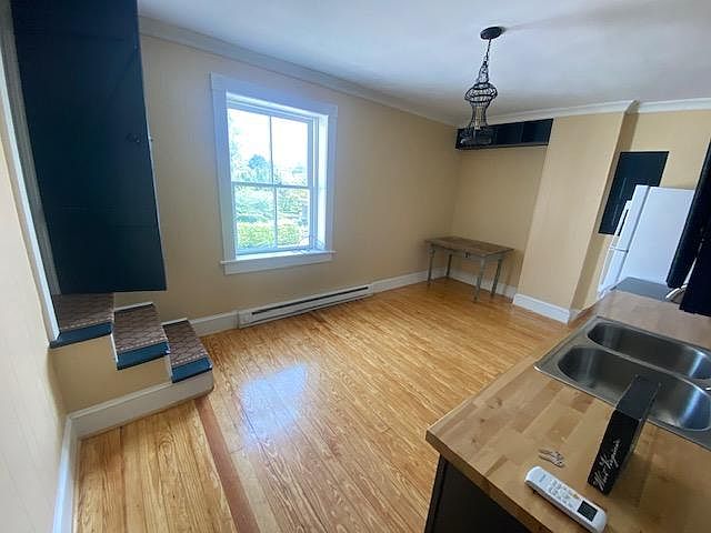 1st image of 102 S King St Unit B