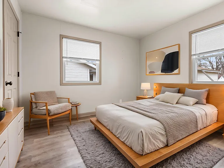 30 Gilbert Ter — Photo 10