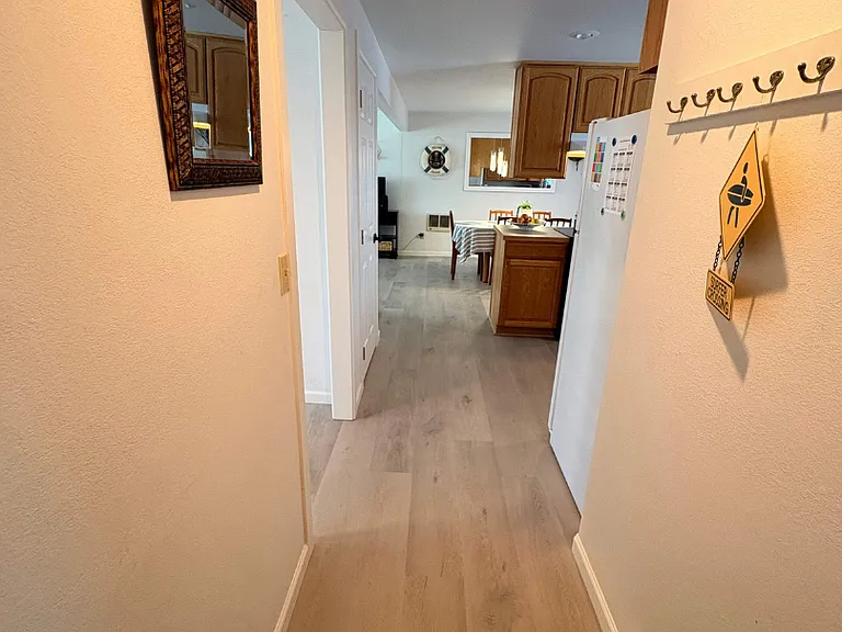 890 SW 7th St — Photo 50