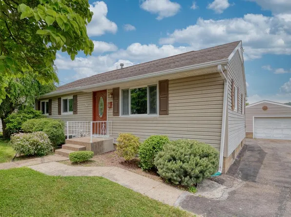 321 N,2 AVE, Paden City, WV 26159