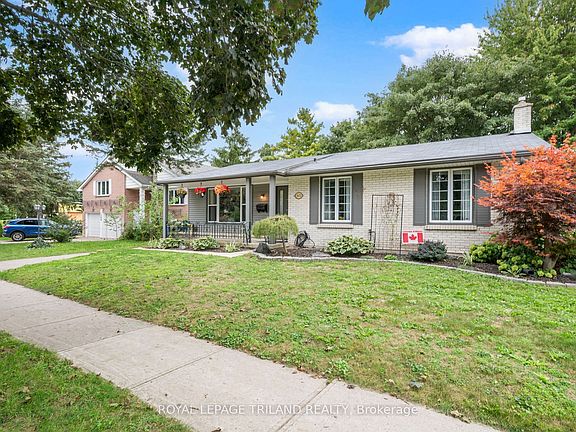 3rd image of 1611 Trossacks Ave