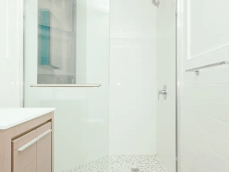 309 Washington Ave #B7 — Photo 10