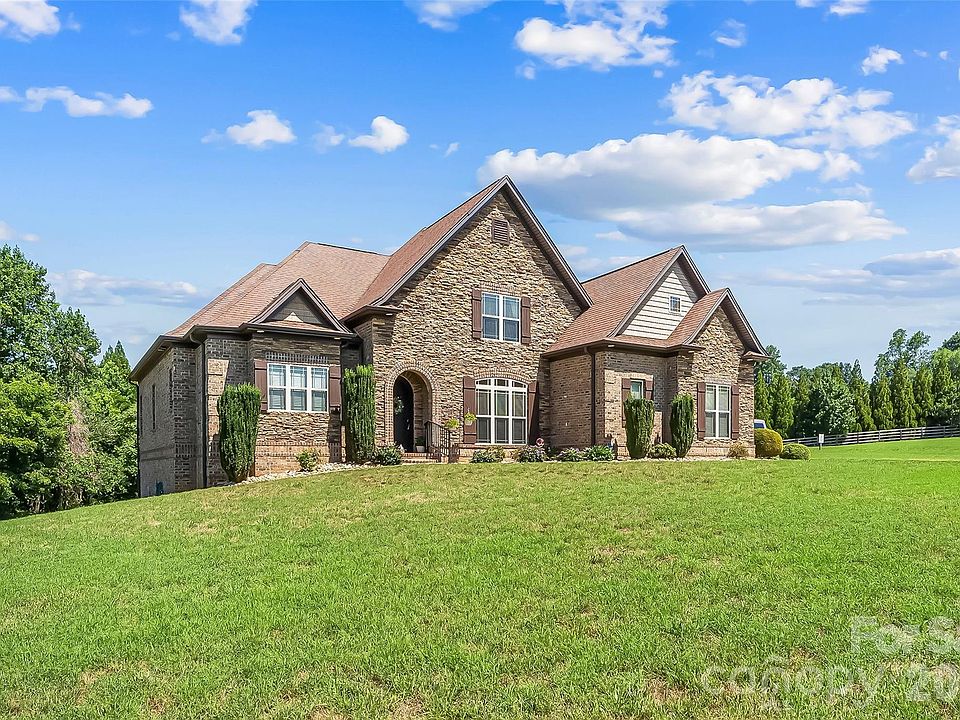 1st image of 5895 Bakers Point