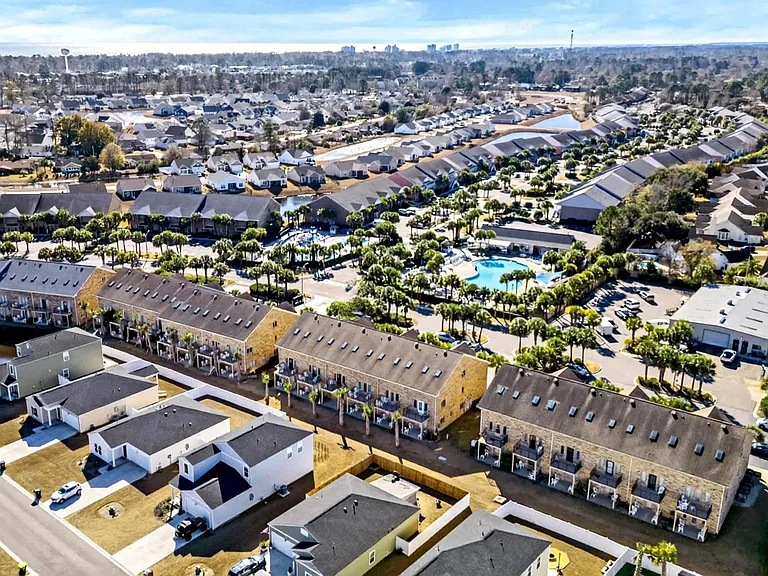 216 Double Eagle Dr #2-ID1382457P — Photo 35