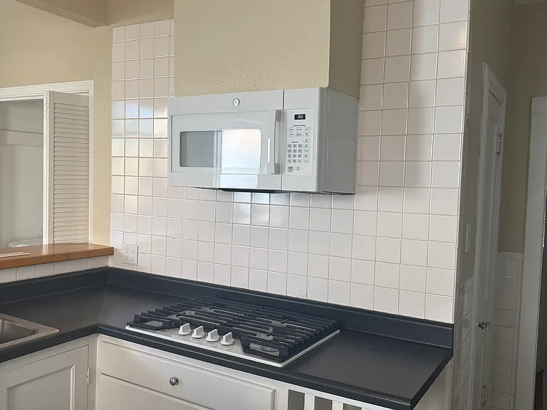 4155 Prescott Ave — Photo 13