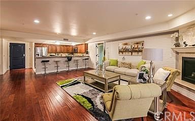 1st image of 4822 Elmwood Ave APT 205