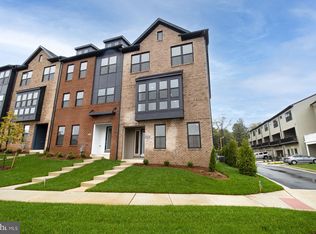 5128 Curie Dr, Bowie, MD 20715