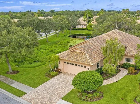 7198 Del Lago Dr, Sarasota, FL 34238