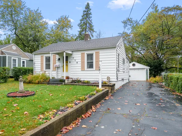 716 Liberty St, Kalamazoo, MI 49008