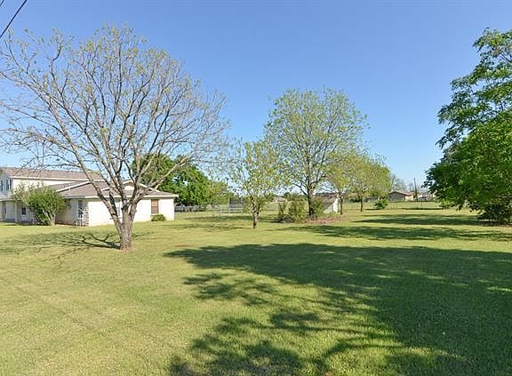 2nd image of 33 Freddie Dr