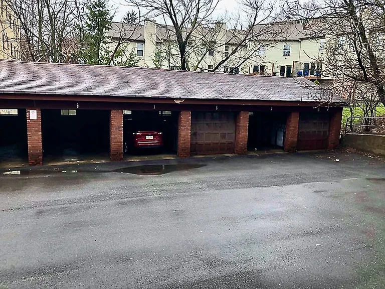 666 Florida Ave — Photo 3