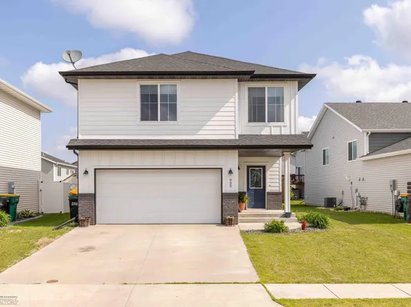 930 28th Ave W, West Fargo, ND 58078