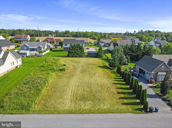 184 Summer Breeze Ln #24, Chambersburg, PA 17202