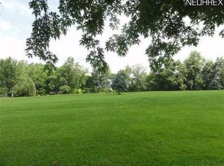 3033 Brumbaugh St NW, North Canton, OH 44720