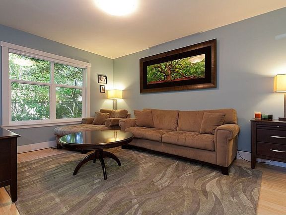 Media/ Livingroom 1st Floor