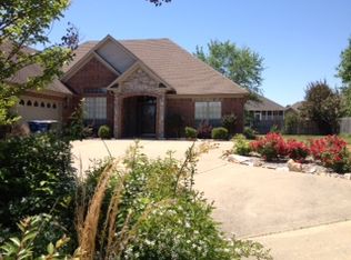 1135 Doodle Cir, Conway, AR 72034