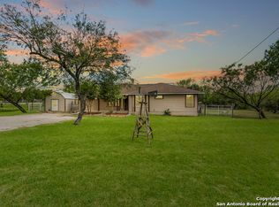 1105 County Road 3822, San Antonio, TX 78253