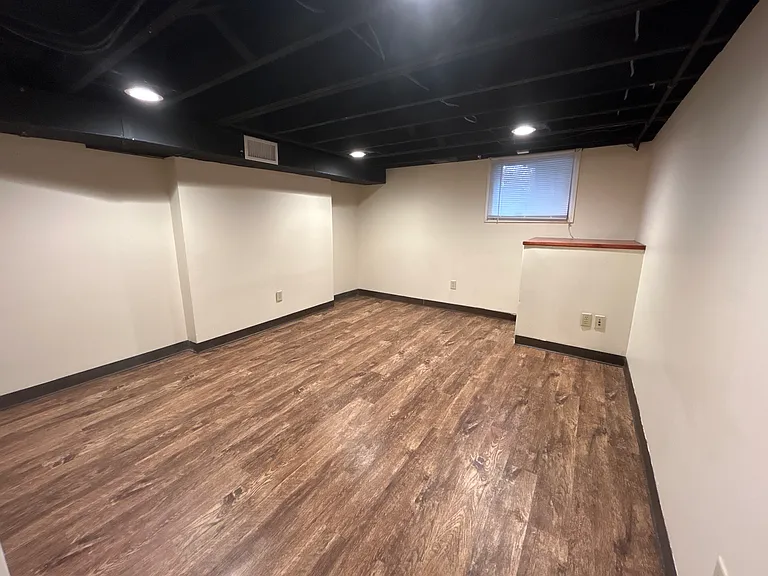 151 Chittenden Ave #151 — Photo 5