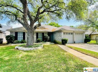 411 Kingwood Dr, Victoria, TX 77901