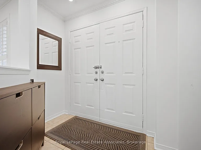70 Echoridge Dr — Photo 5